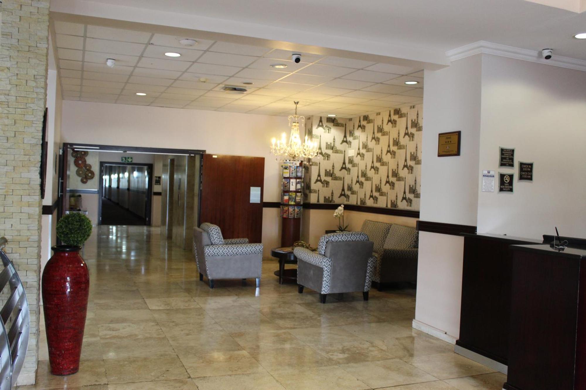Hampshire Hotel - Ballito Exteriör bild